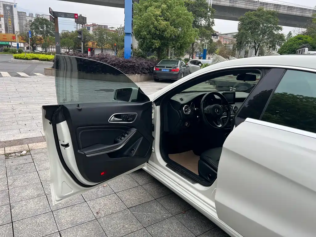 Mercedes-Benz CLA 2015 — фото 5