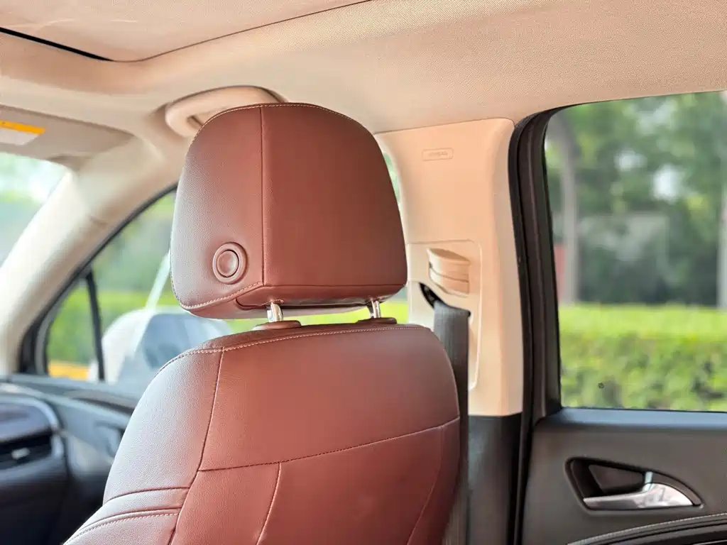 Buick Envision Plus 2017 — фото 13