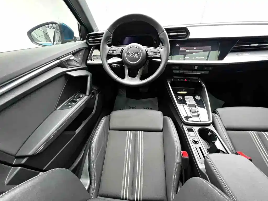 Audi A3 2021 — фото 14