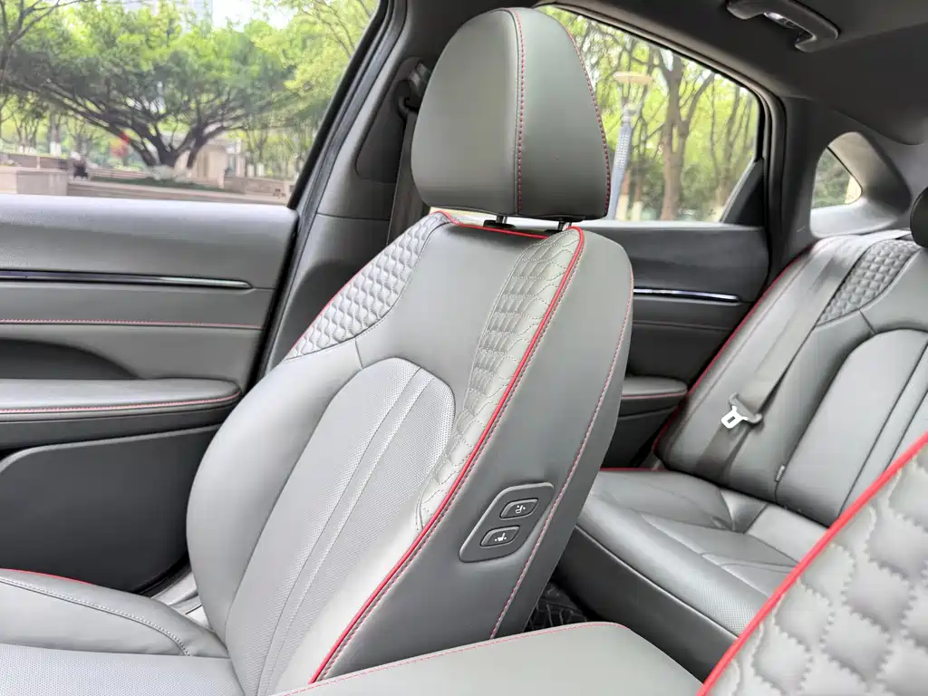 Hyundai Sonata 2020 — фото 14