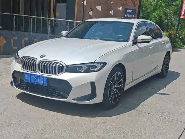 BMW 3 Series 2024