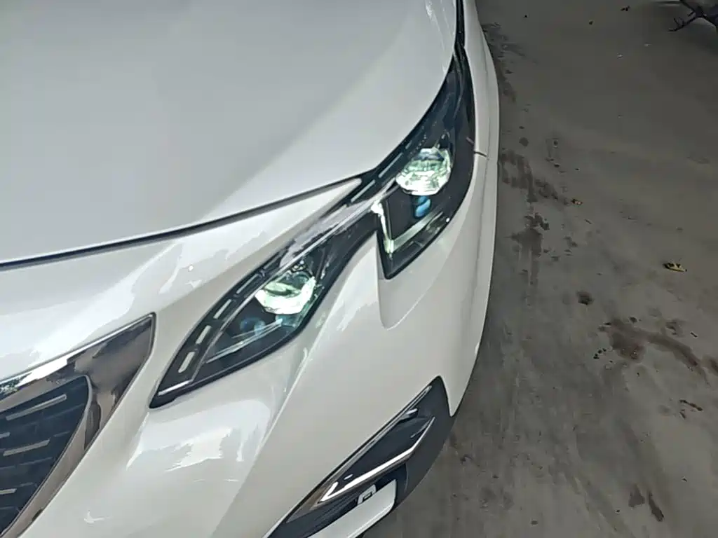 Peugeot 4008 2017 — фото 24