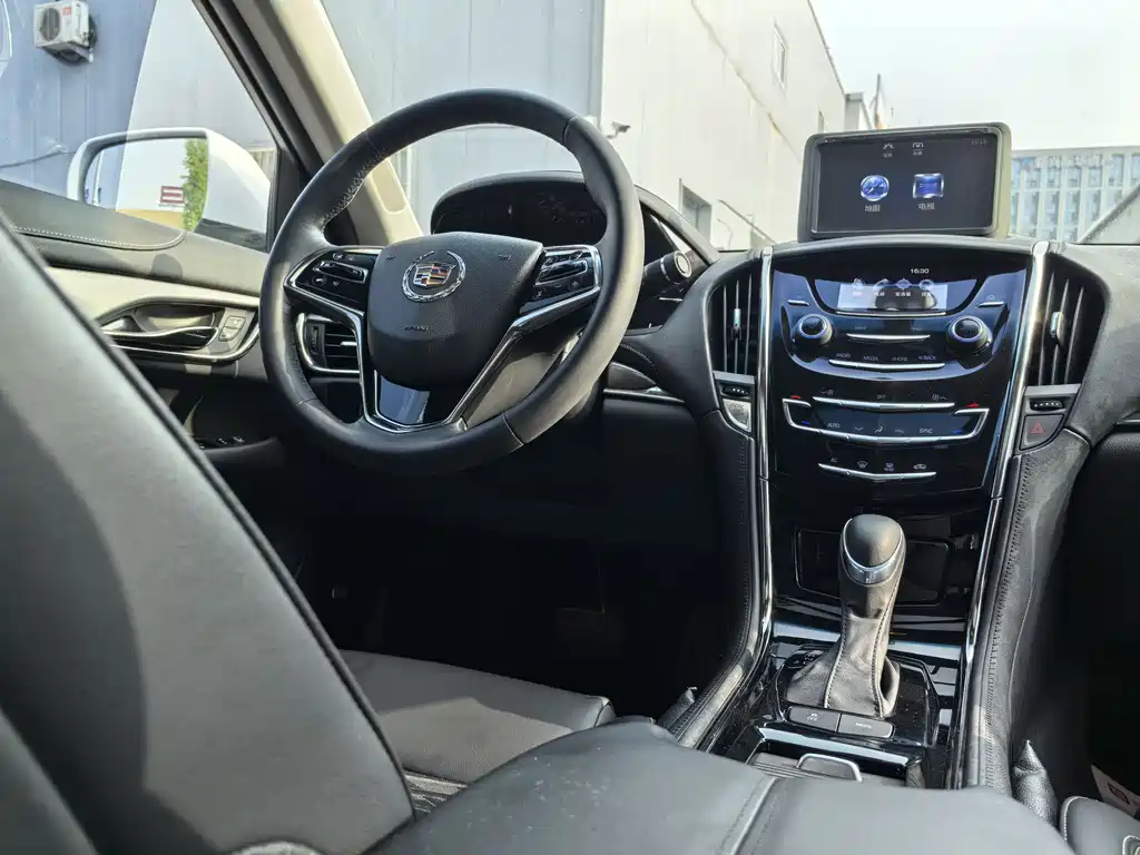 Cadillac ATS-L 2015 — фото 17