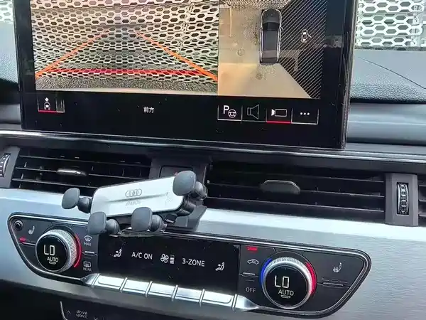 Audi A4L 2022