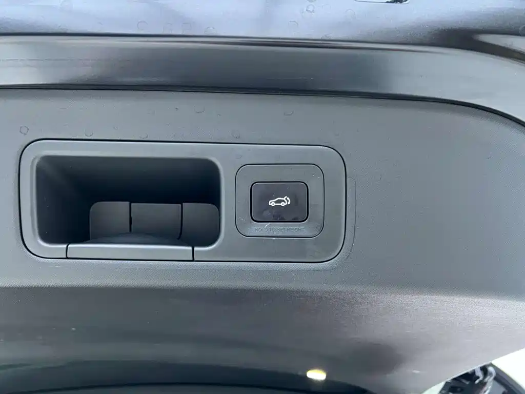 GAC Trumpchi M8 2026 — фото 30