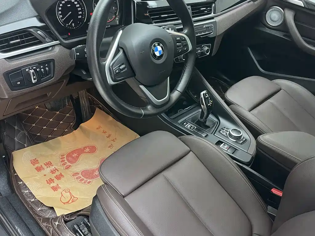 BMW X1 2021 — фото 9