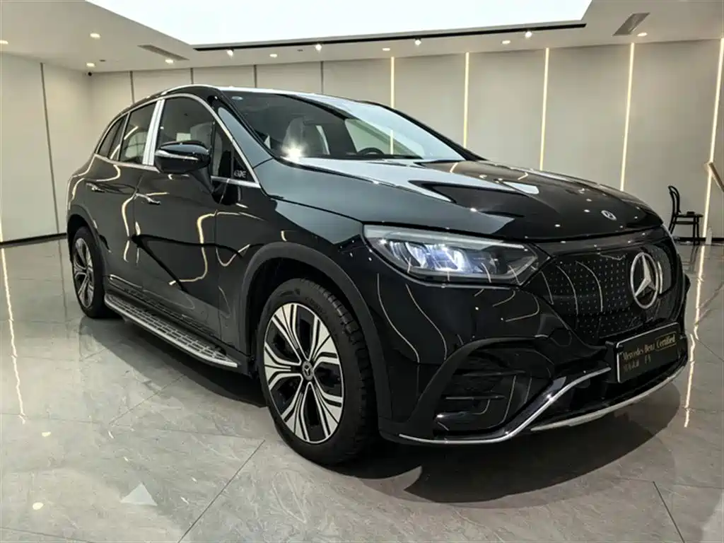 Mercedes-Benz EQE SUV 2025