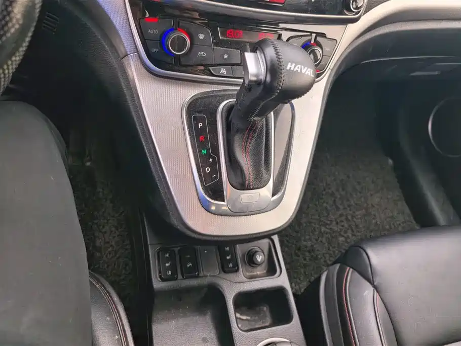 Haval H6 2015 — фото 16