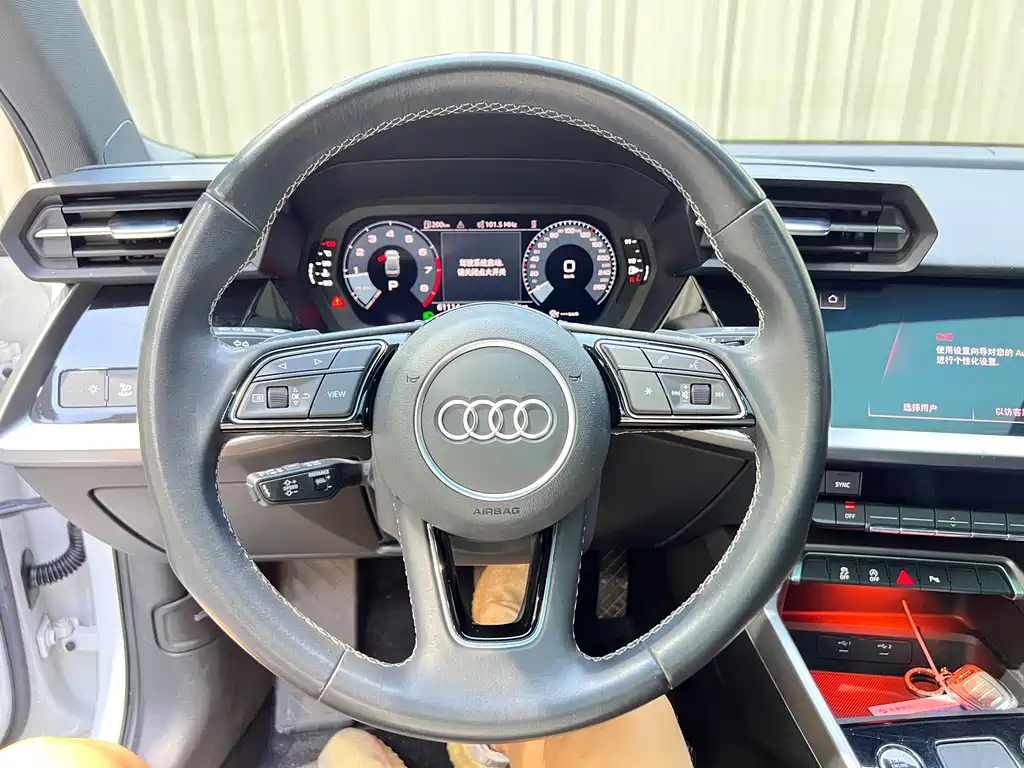 Audi A3 2023 — фото 14