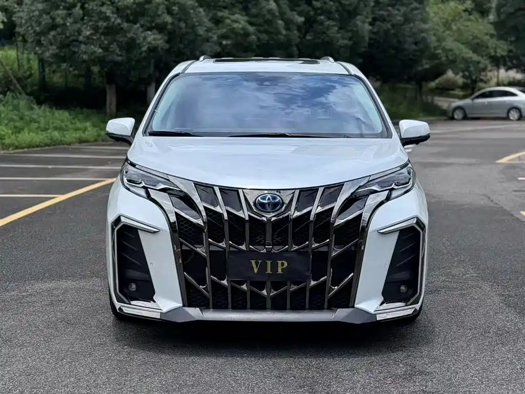 Toyota Sienna 2023