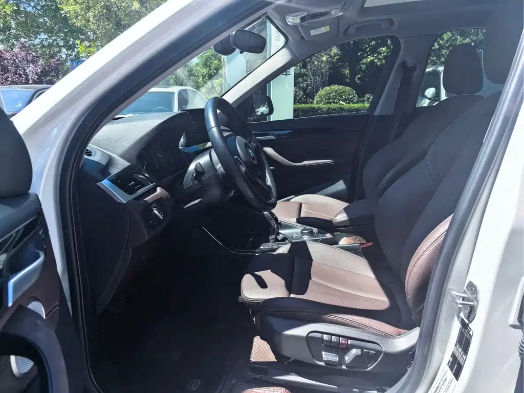 BMW X1 2022 — фото 12