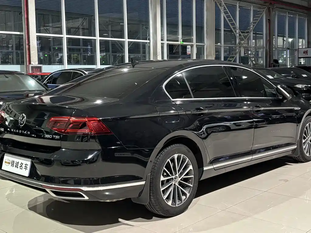 Volkswagen Magotan 2021 — фото 4
