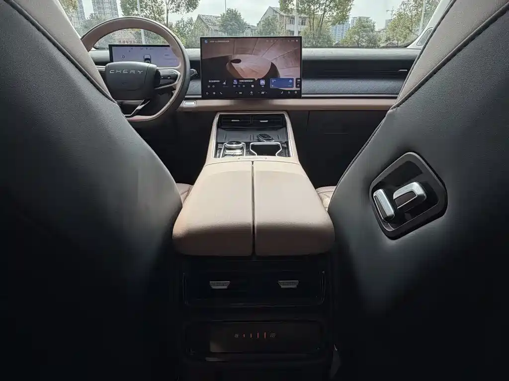 Chery Tiggo 8L 2024 — фото 14