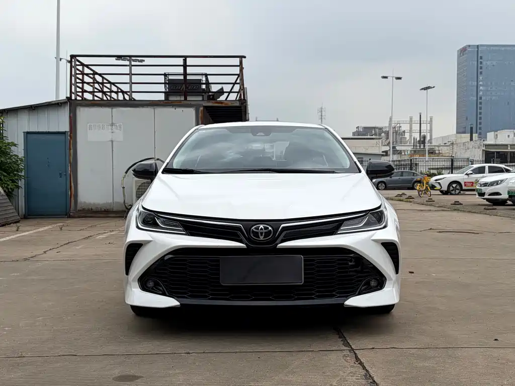 Toyota Corolla 2022 — фото 3