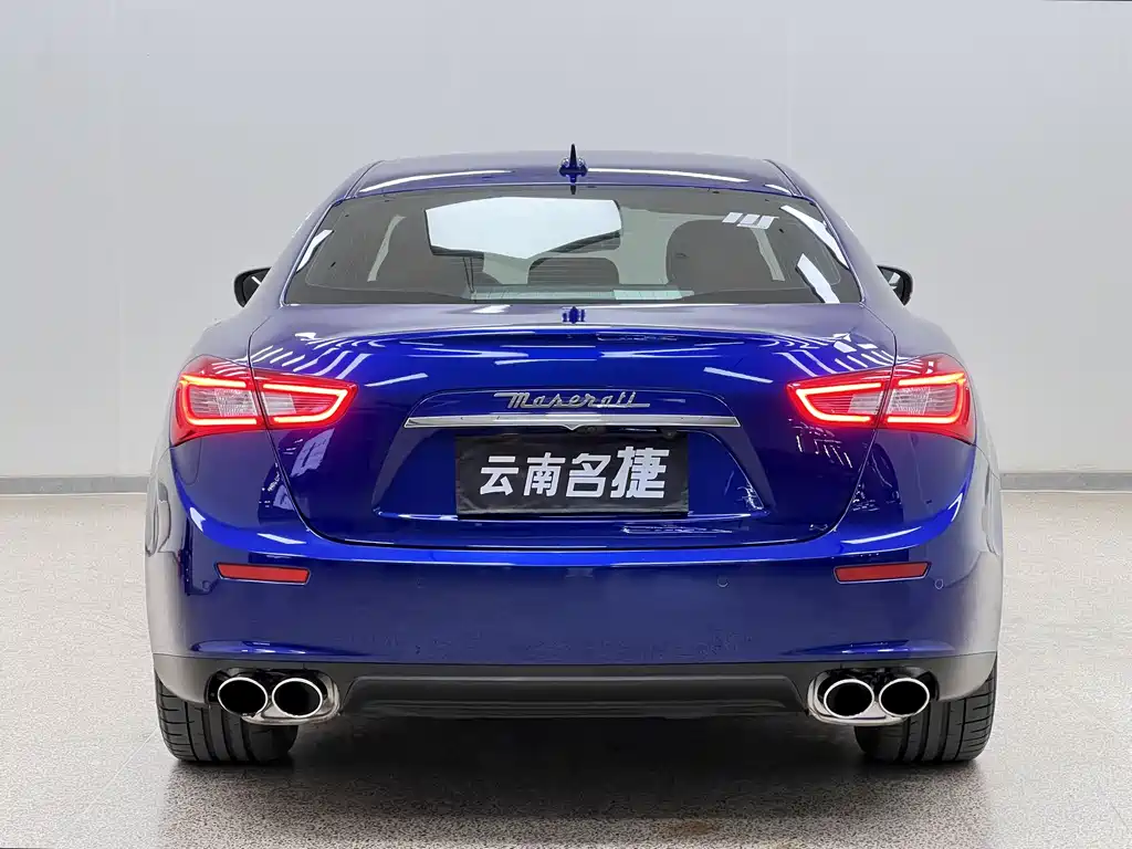 Maserati Ghibli 2017 — фото 6