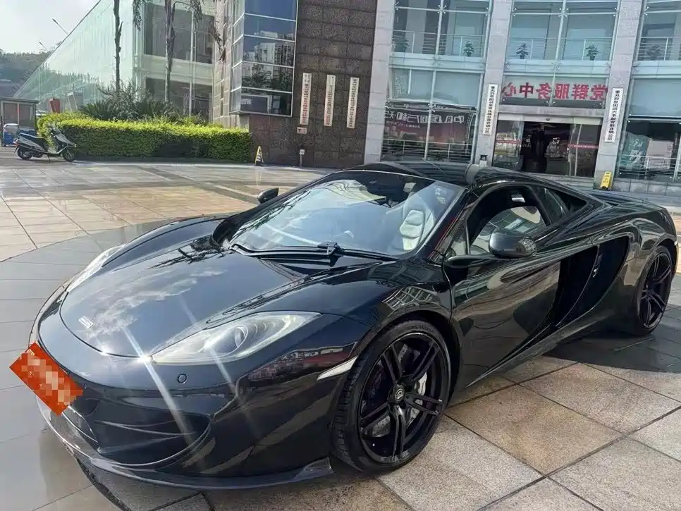 McLaren 12C 2015