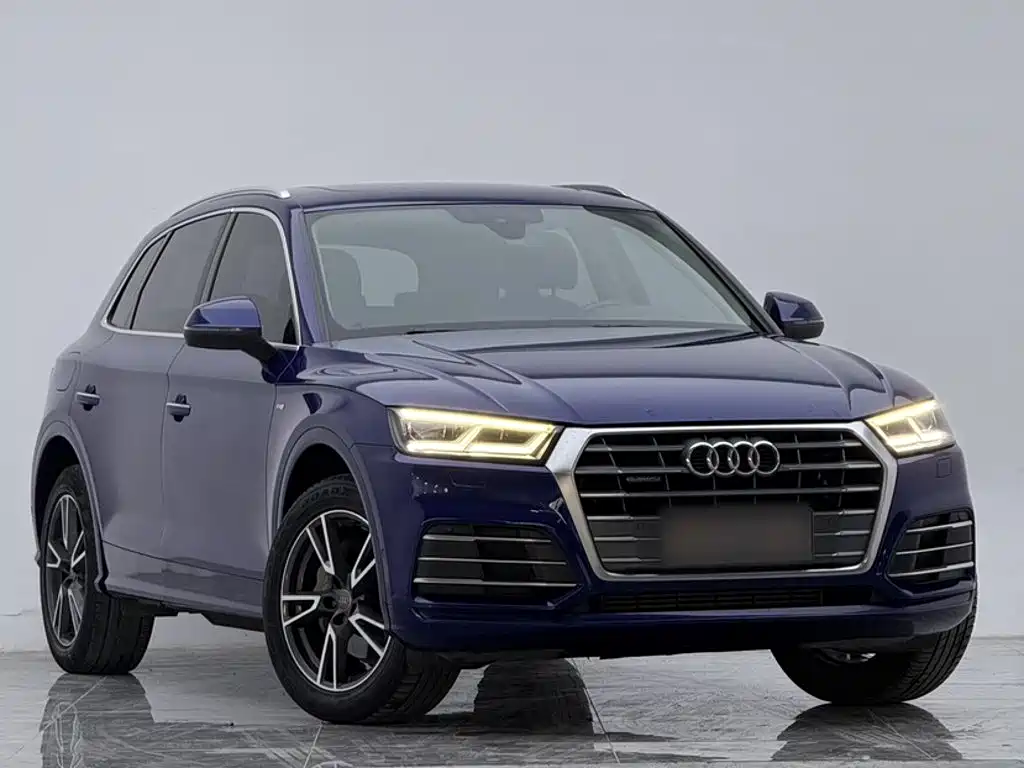 Audi Q5L 2018 — фото 12