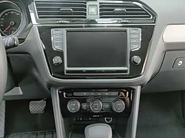 Volkswagen Tiguan L 2018
