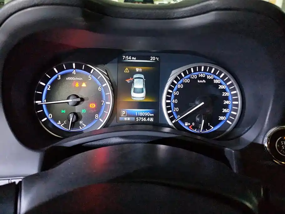 Infiniti Q50L 2015 — фото 14