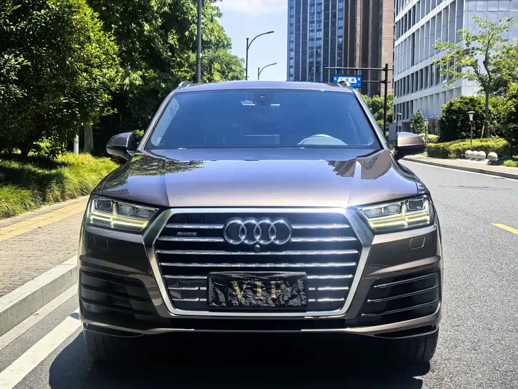 Audi Q7 2017 — фото 2