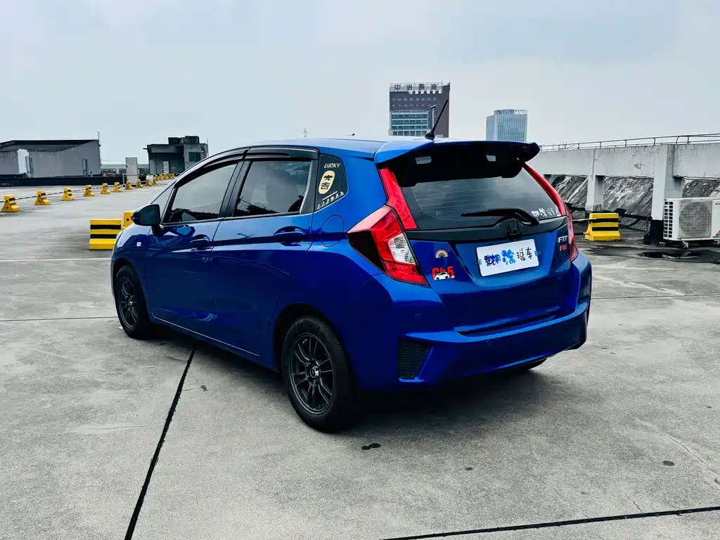 Honda Fit 2018 — фото 4