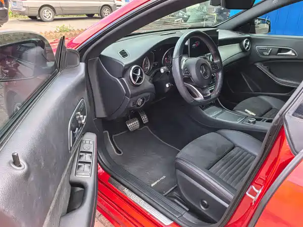 Mercedes-Benz CLA 2019