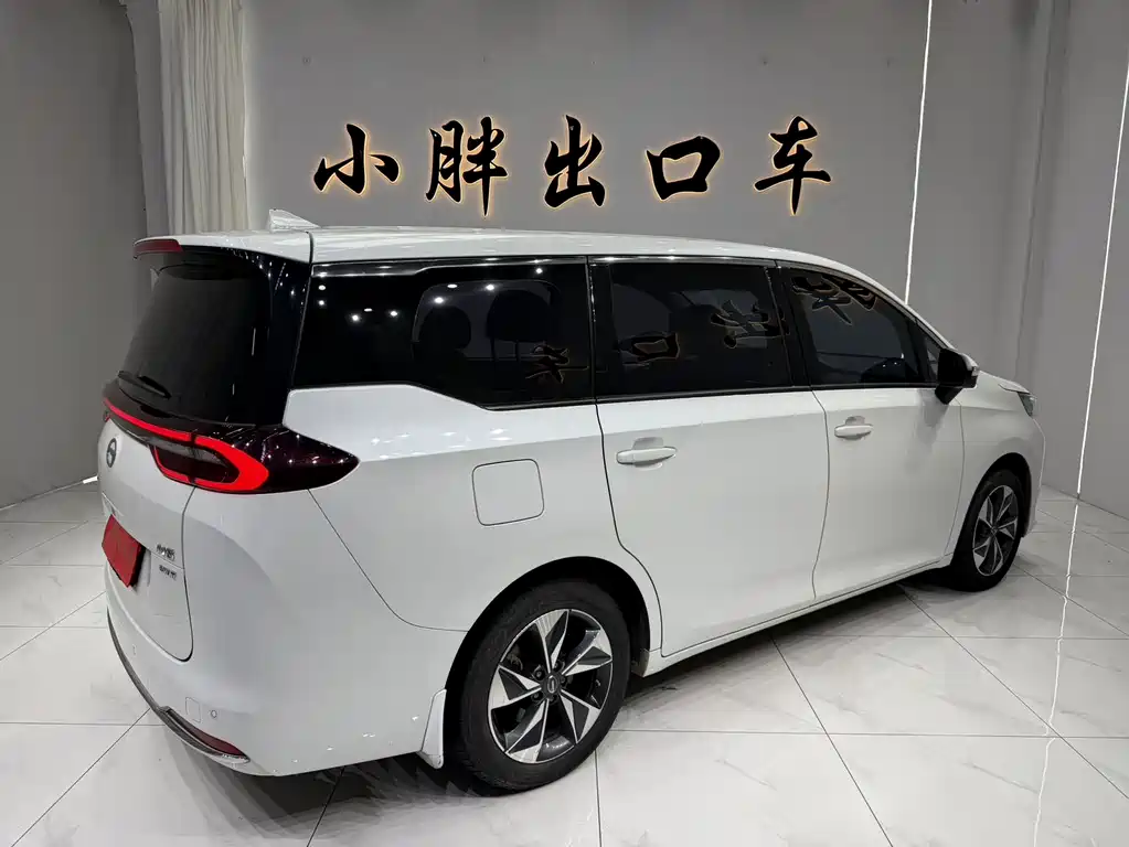 GAC Motor Trumpchi M6 2022 — фото 4