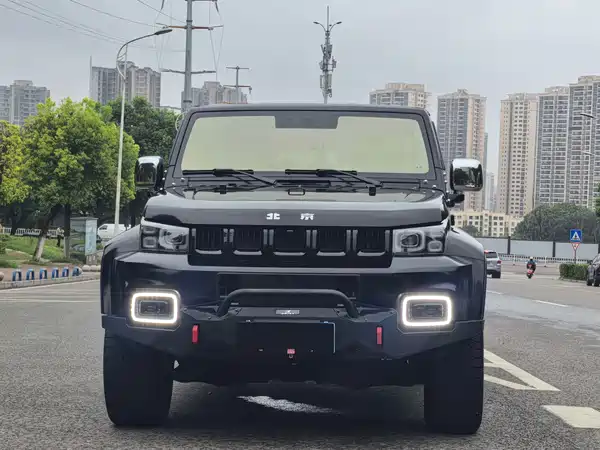 BAIC BJ40 2025