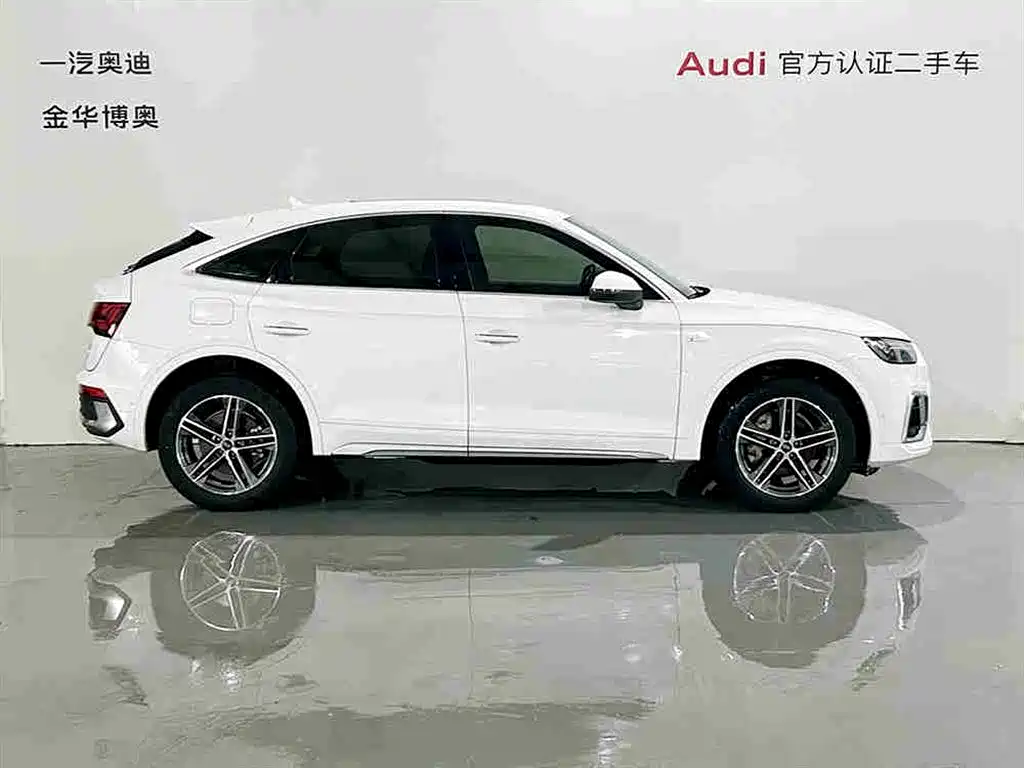 Audi Q5L Sportback 2022 — фото 3