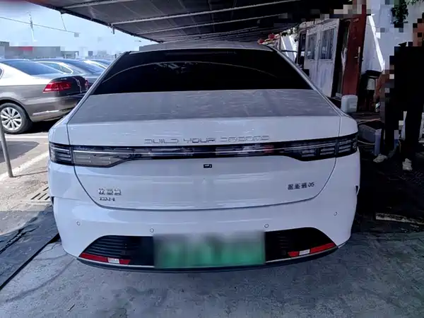BYD Destroyer 05 2025