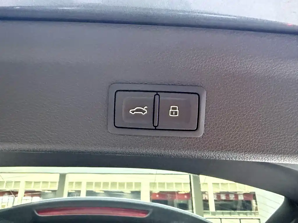 Audi Q3 2023 — фото 20