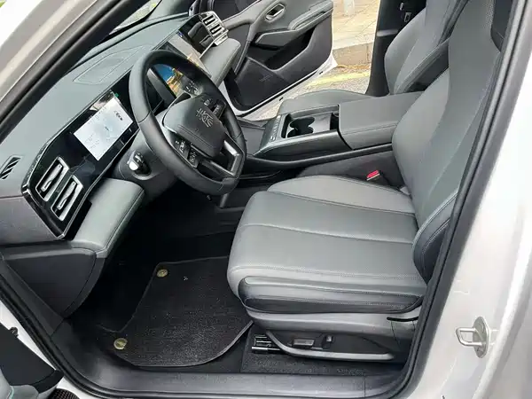 BYD Qin L 2026