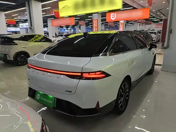 XPeng P5 2022
