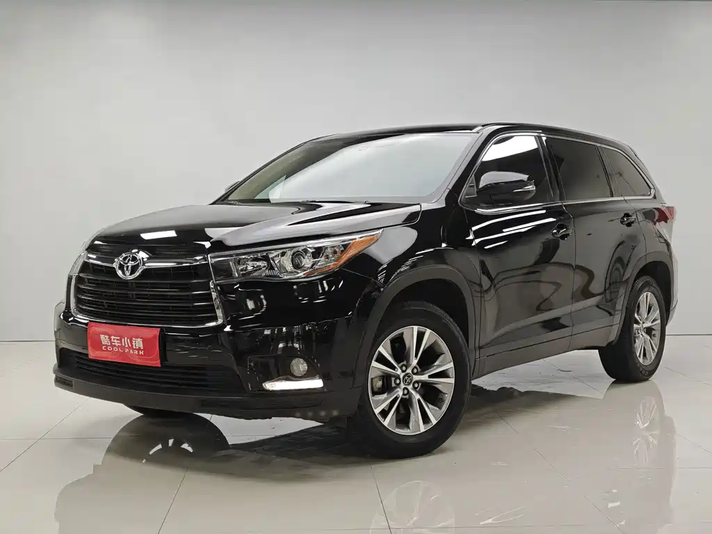 Toyota Highlander 2017 — фото 1