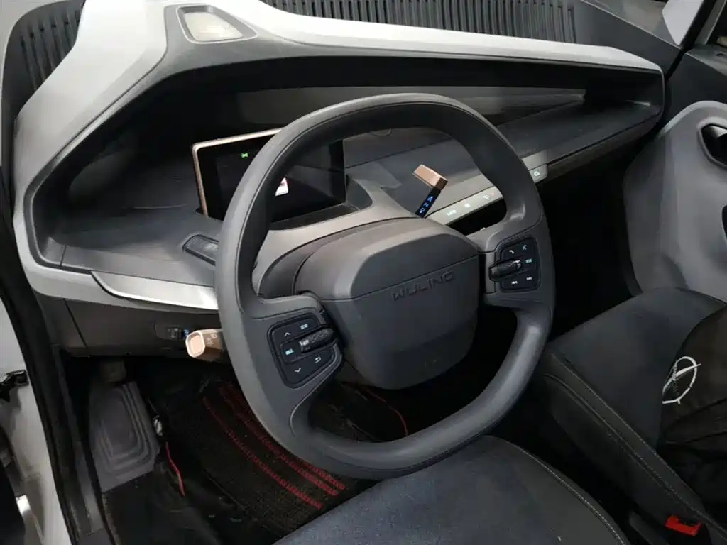 Wuling Nano EV 2022 — фото 10