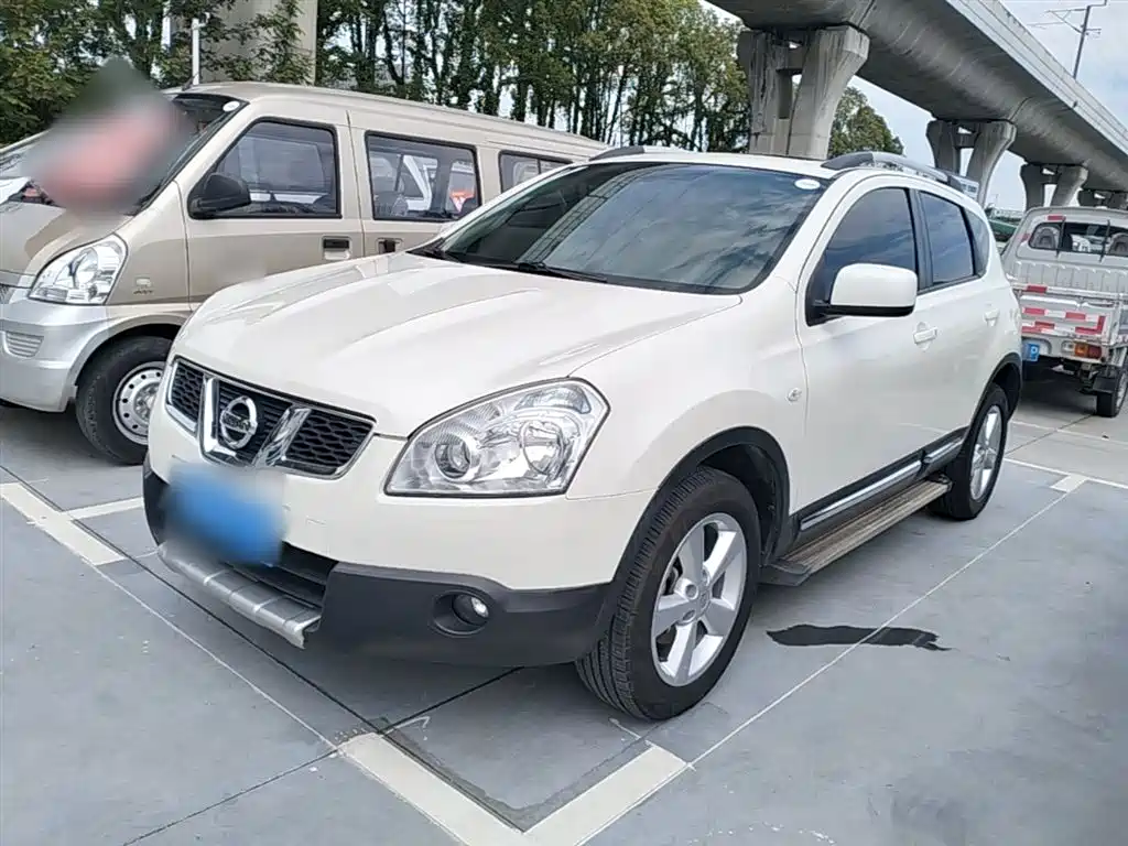 Nissan Qashqai 2015 — фото 2