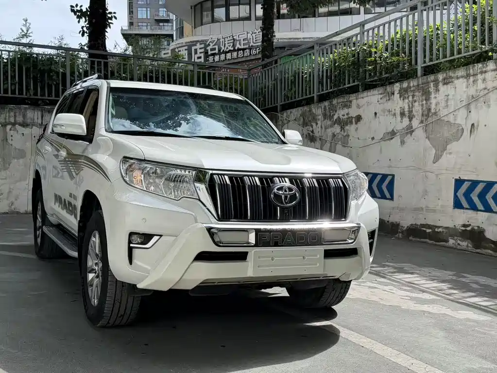 Toyota Prado 2019 — фото 3