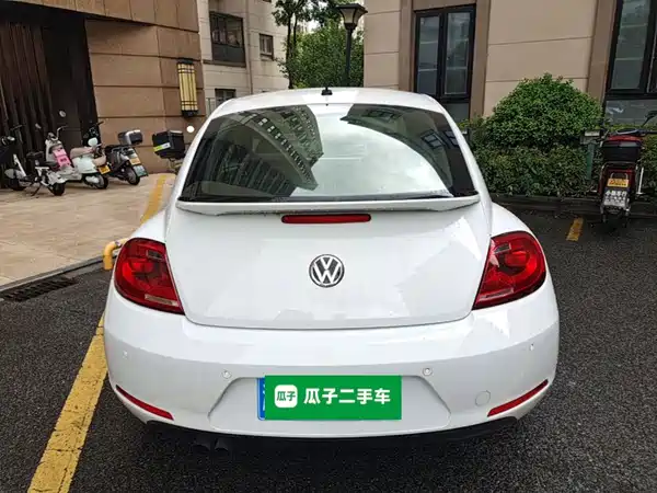 Volkswagen Beetle 2016
