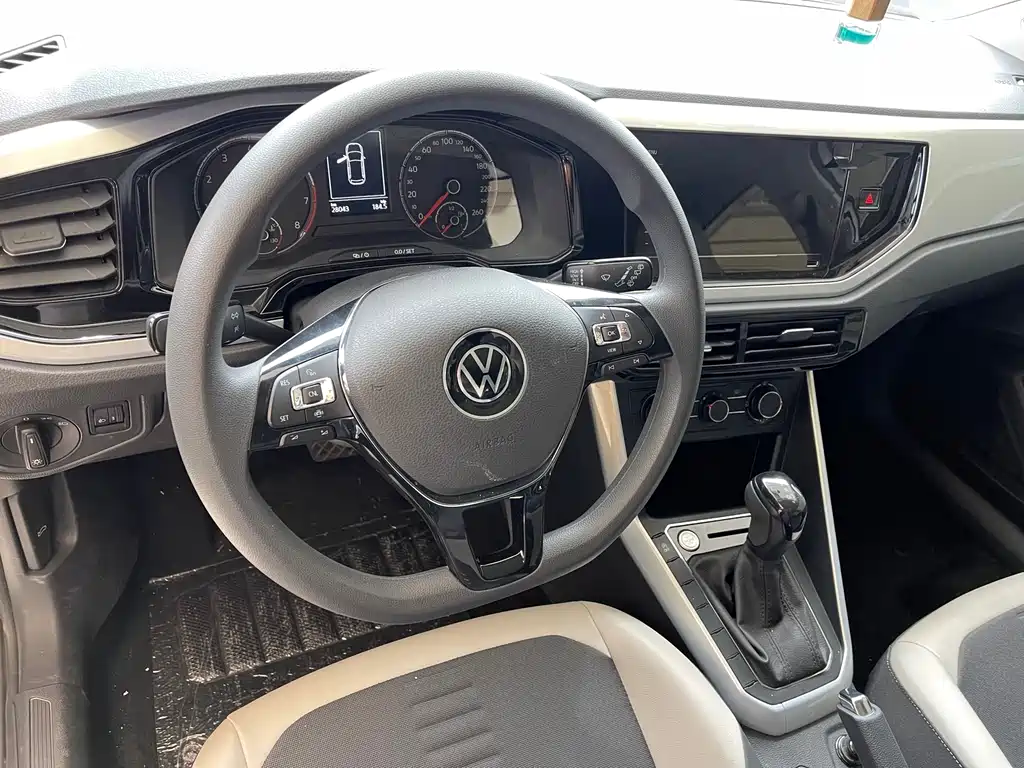 Volkswagen Polo 2021