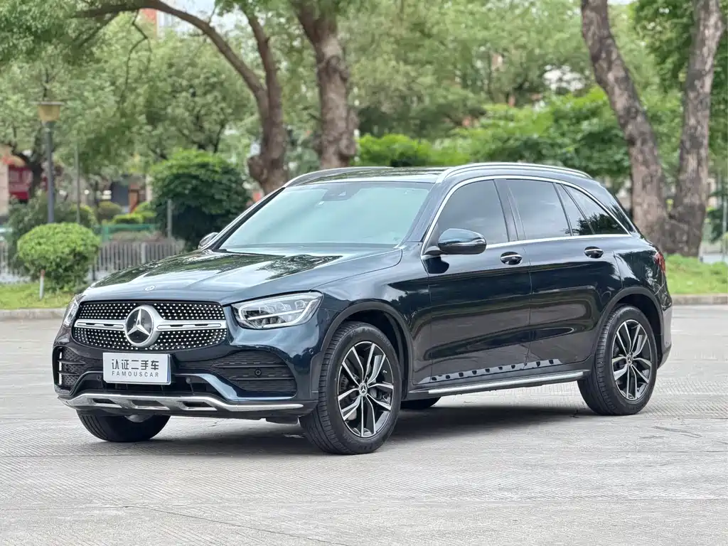 Mercedes-Benz GLC 2022 — фото 1