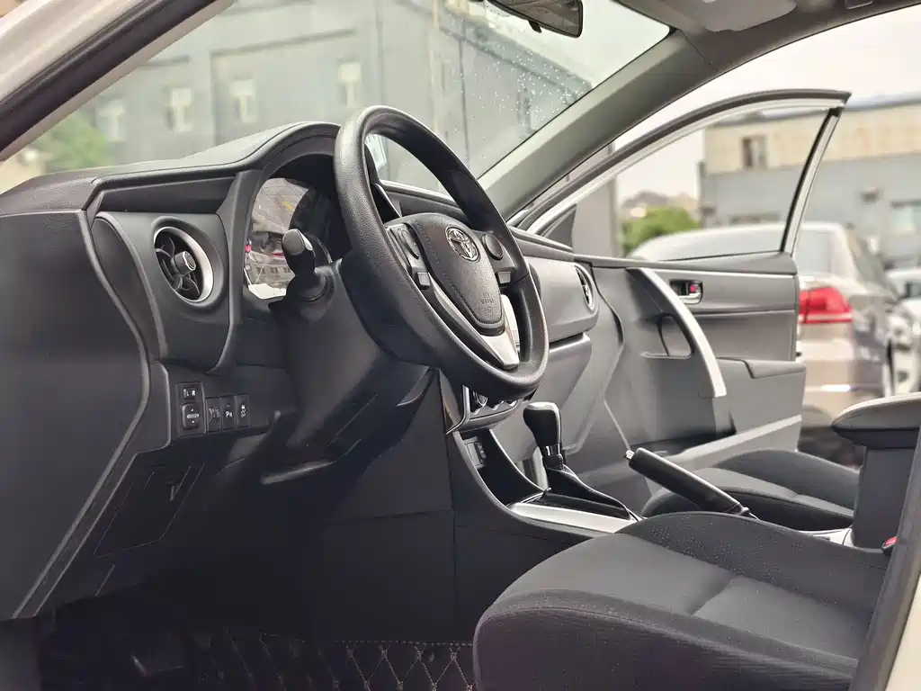 Toyota Levin 2017 — фото 14