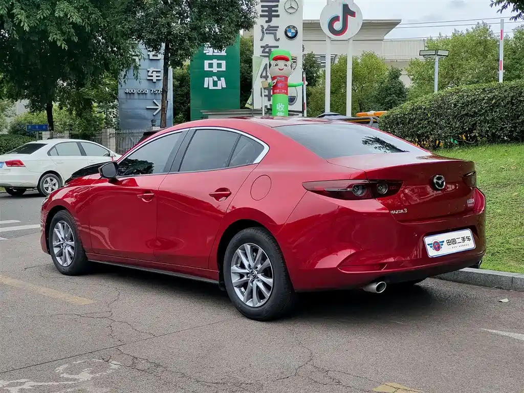 Mazda 3 Axela 2021