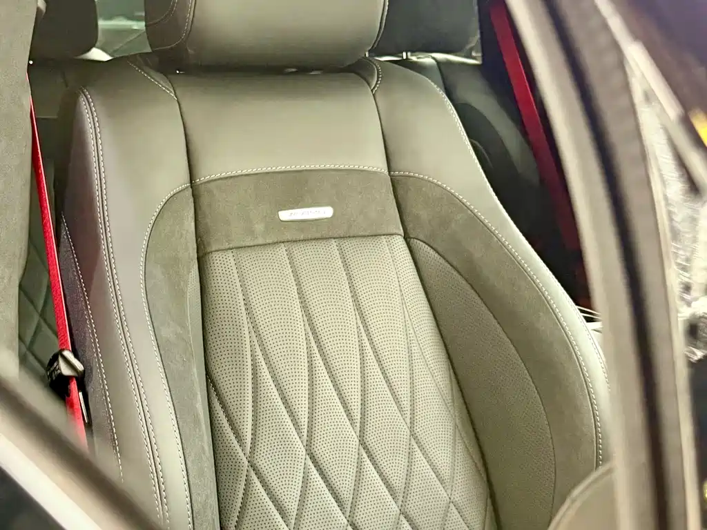 Mercedes-Benz GLS AMG 2026 — фото 28