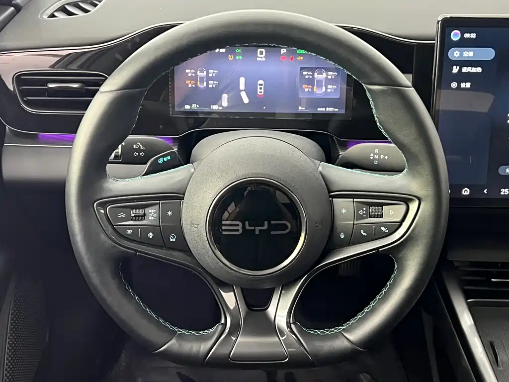 BYD Seal 06 2025 — фото 17