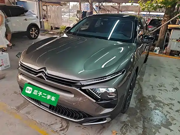 Citroën Versailles C5 X 2023