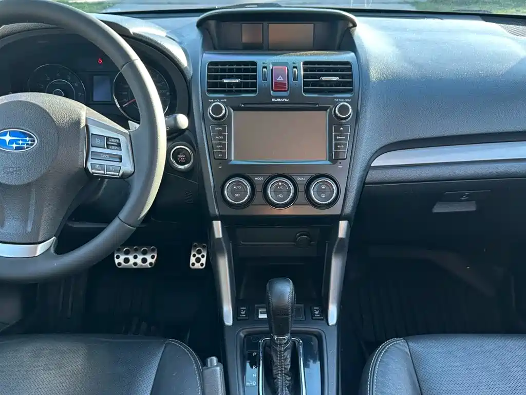 Subaru Forester 2014 — фото 22