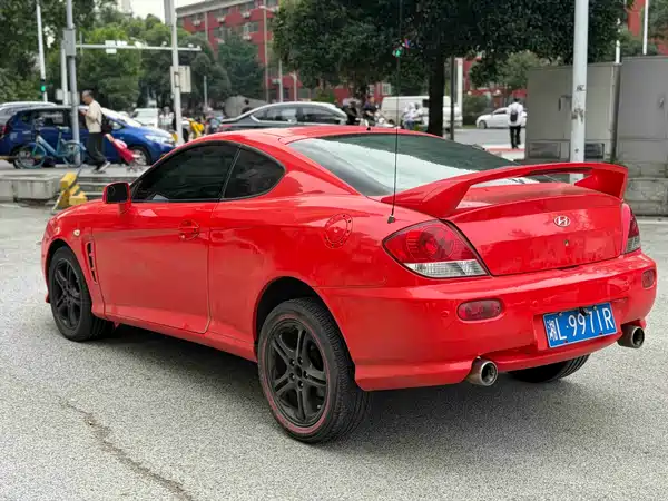 Hyundai Coupe 2004