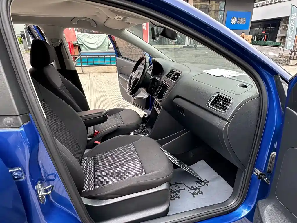 Volkswagen Polo 2014