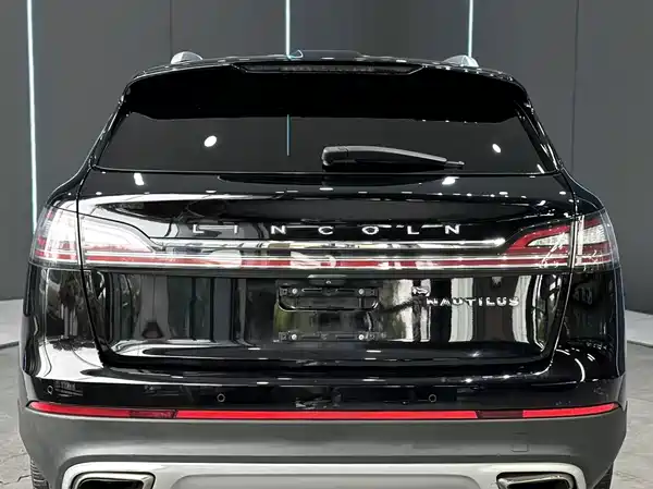 Lincoln Nautilus 2022