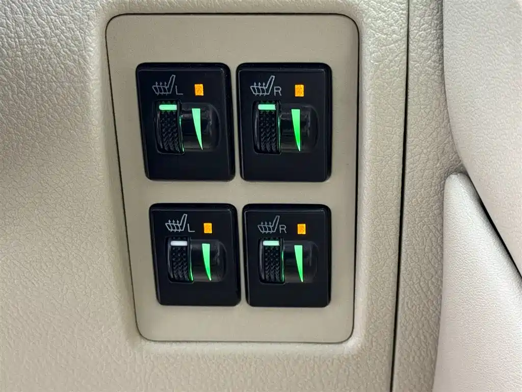 Toyota Land Cruiser 2018 — фото 15